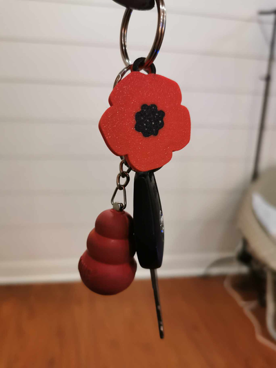 poppy keychain by screech24 fashion jewelry november11 remembrance day 3d print model - Mito3D