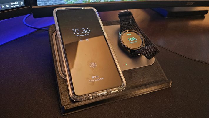 samsung wireless charger duo ep-p5400 angled stand by thebaseddoge household office charging smart watch galaxy galaxybuds 3d print model - Mito3D