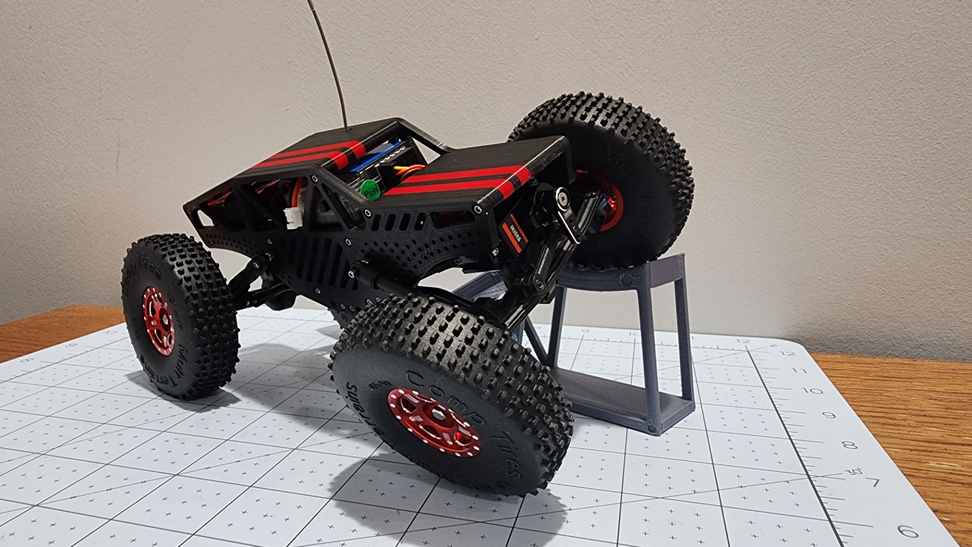 tremor chassis v2 scx24 by depep1 passatempo faça rc axial carro rastejante 3D print model - Mito3D