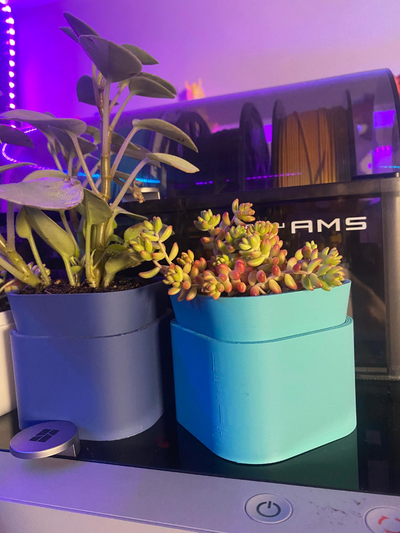 irrigazione fioriera by plastic3d domestico giardino vasi fiori vaso pentola self watering planter pot fiore 3d print model - Mito3D