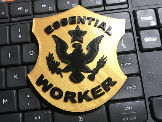 essencial trabalhador distintivo by operador netuno arte moeda distintivos covid 3d print model - Mito3D