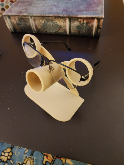 occhiali titolare supporto by petelind moda bicchieri portaocchiali 3d print model - Mito3D