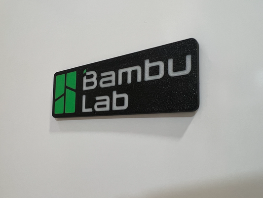 bambola laboratorio logo magnete by alcia alford arte segni loghi bambu 3d print model - Mito3D