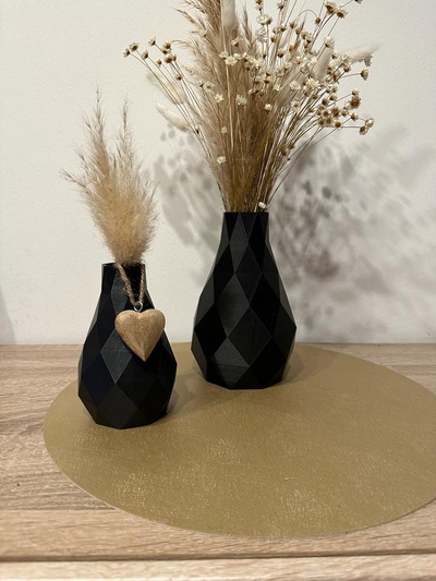 poly vase by maxlko household decor flowervase dekoration 3d print model - Mito3D
