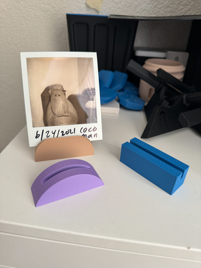 polaroidkamera bild halter unterstützung by joel werkzeuge gadgets polaroidfilm 3d print model - Mito3D