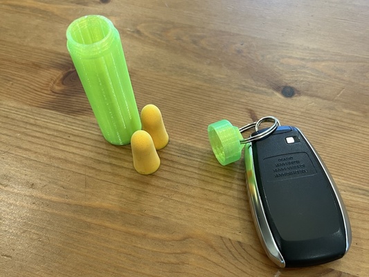 keychain kapsule small item storage by adam l tools gadgets screw utility portable earplugs pillcase 3d print model - Mito3D