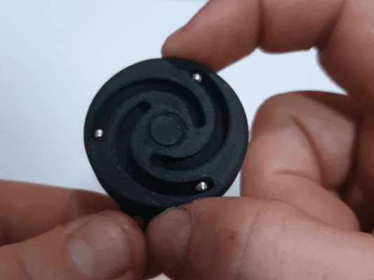 ballare palle agitarsi stampa in posto by pigro giocattoli giochi filatore palla acciaio spirale magnete labirinto printinplace cuscinetto sfere cuscinetti sfera d 39 ipnotico 3d print model - Mito3D