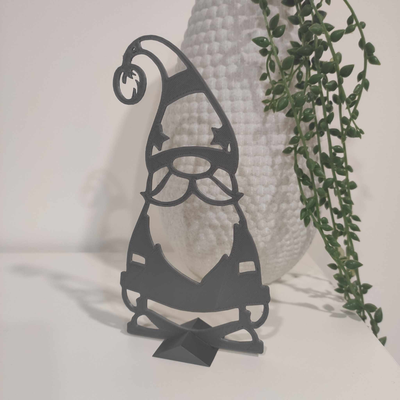 cute gnome by satisartes art 2d christmas 2023 decor homedecor 3d print model - Mito3D