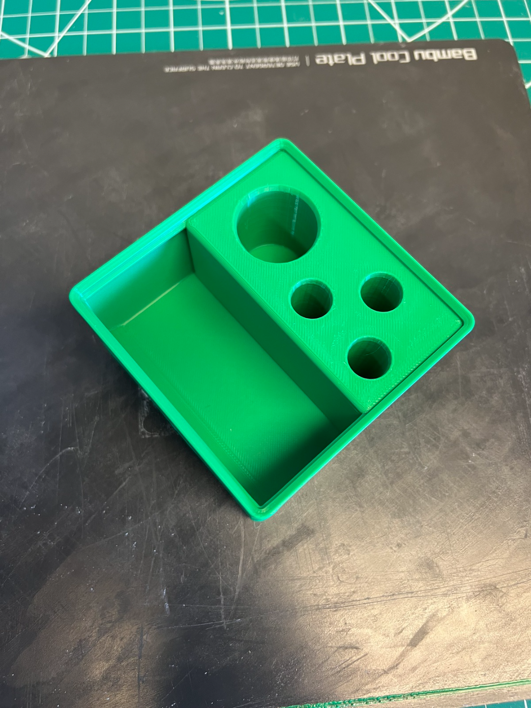 gridfinity 2x2x6 combo colla penne vassoio remixato by longracks laboratori utensili organizzatori porta penna 3D print model - Mito3D