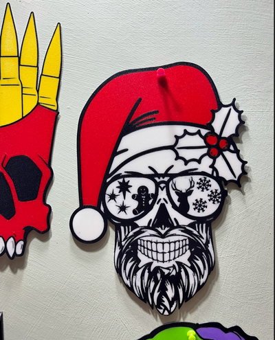 hipster santa skull by wagzprintz art 2d wagz christmas xmas bearded 3d print model - Mito3D