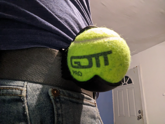 padel pagayer tennis balle titulaire soutien ceinture agrafe v2 remixé by royeiror loisir diy sport air balle porte pagaie accessoire 3d print model - Mito3D