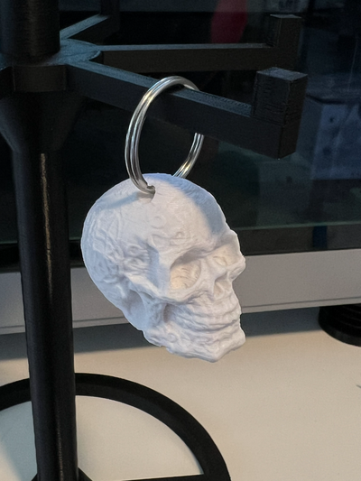 skull keychain remixed by lil ppj miniatures 3d print model - Mito3D