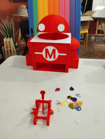 robot glouton coeur by minivanbuzz hobby & diy robotics maker faire malerfaire target cible trash makecoeur 3d print model - Mito3D