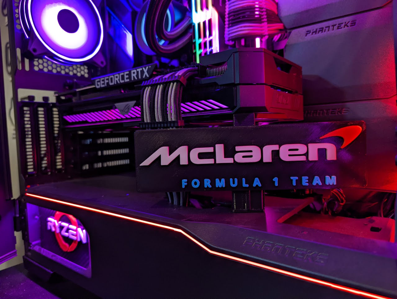 mclaren f1 equipo insignia gpu apoyo tubo subida compatible by dakjones82 arte señales logos fórmula 1 juego azar pc gráficos tarjeta caso funda logo 3D print model - Mito3D