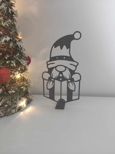 gnome gift by satisartes art 2d christmas 2023 decor decoration 3d print model - Mito3D
