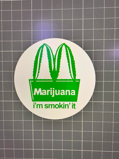 fumeur it by zonumgus art panneaux logos cannabis coaster amusement ams 3d print model - Mito3D