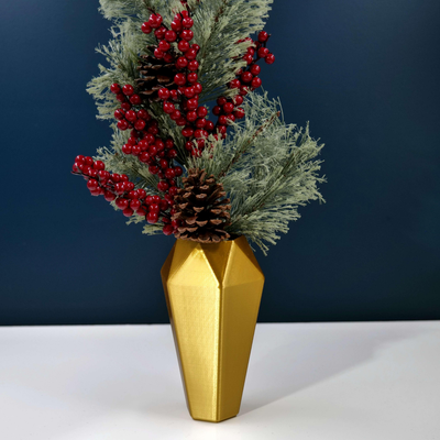 tall faceted vase by makers mashup household decor christmas 2023 vases holiday decoration hoidays xmas 3d print model - Mito3D