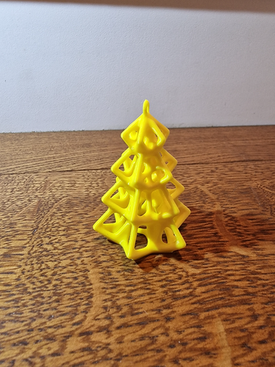voronoi natale albero ornamento by cmykraftshop arte modelli 3d print model - Mito3D