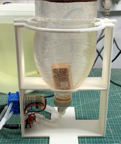 brine shrimp incubator stand by gokumine hobby & diy stand 3d print model - Mito3D