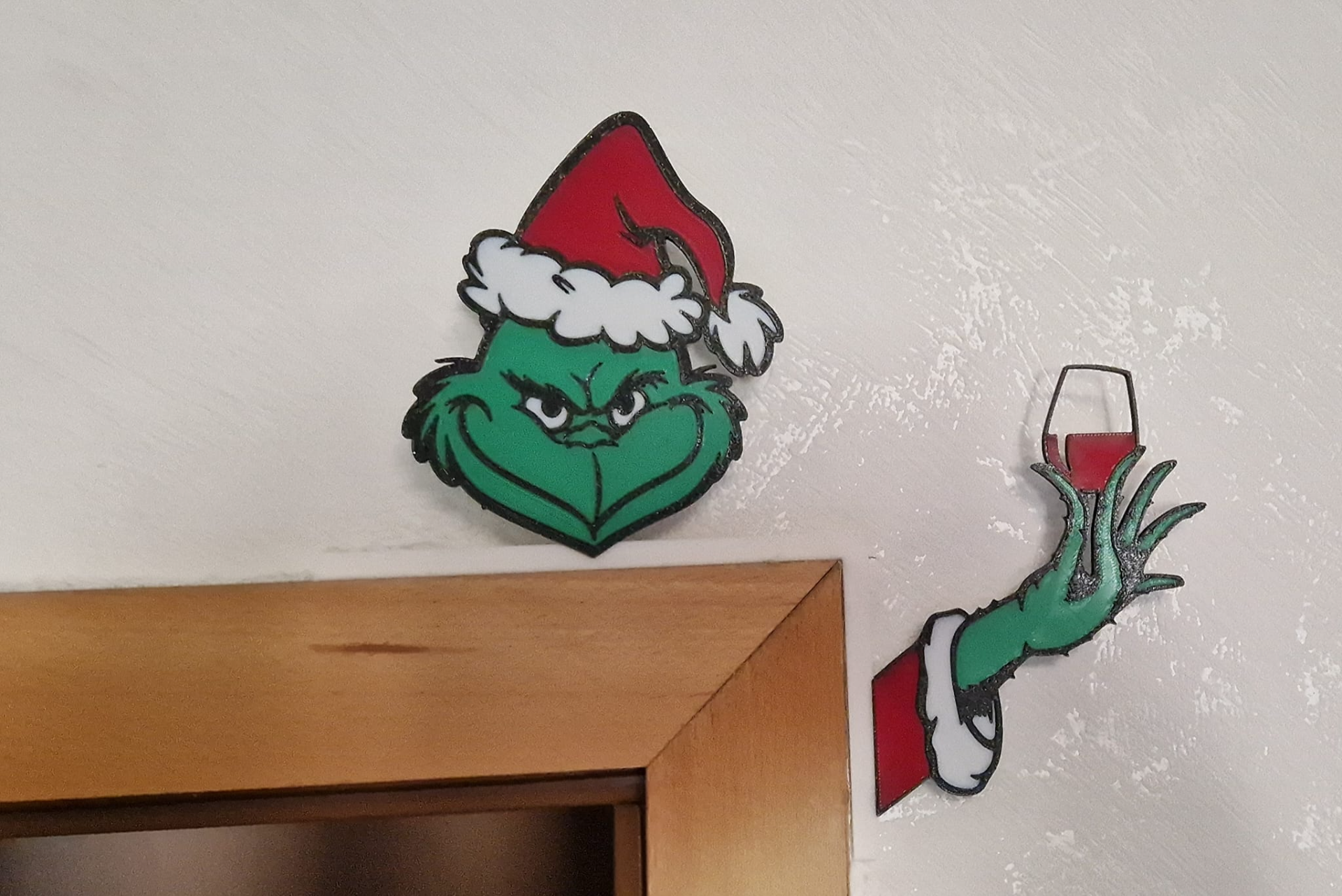 grinch şarap kapı köşe by dennisv sanat 2d rahmen weihnachten noel komik deko dekor 3D print model - Mito3D