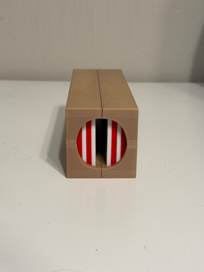 magnétique domino tray to case multi use titulaire soutien by in robot jouets jeux planche dominos cas gaine organisateur voyage jeu amusement aimant multipliant 3d print model - Mito3D