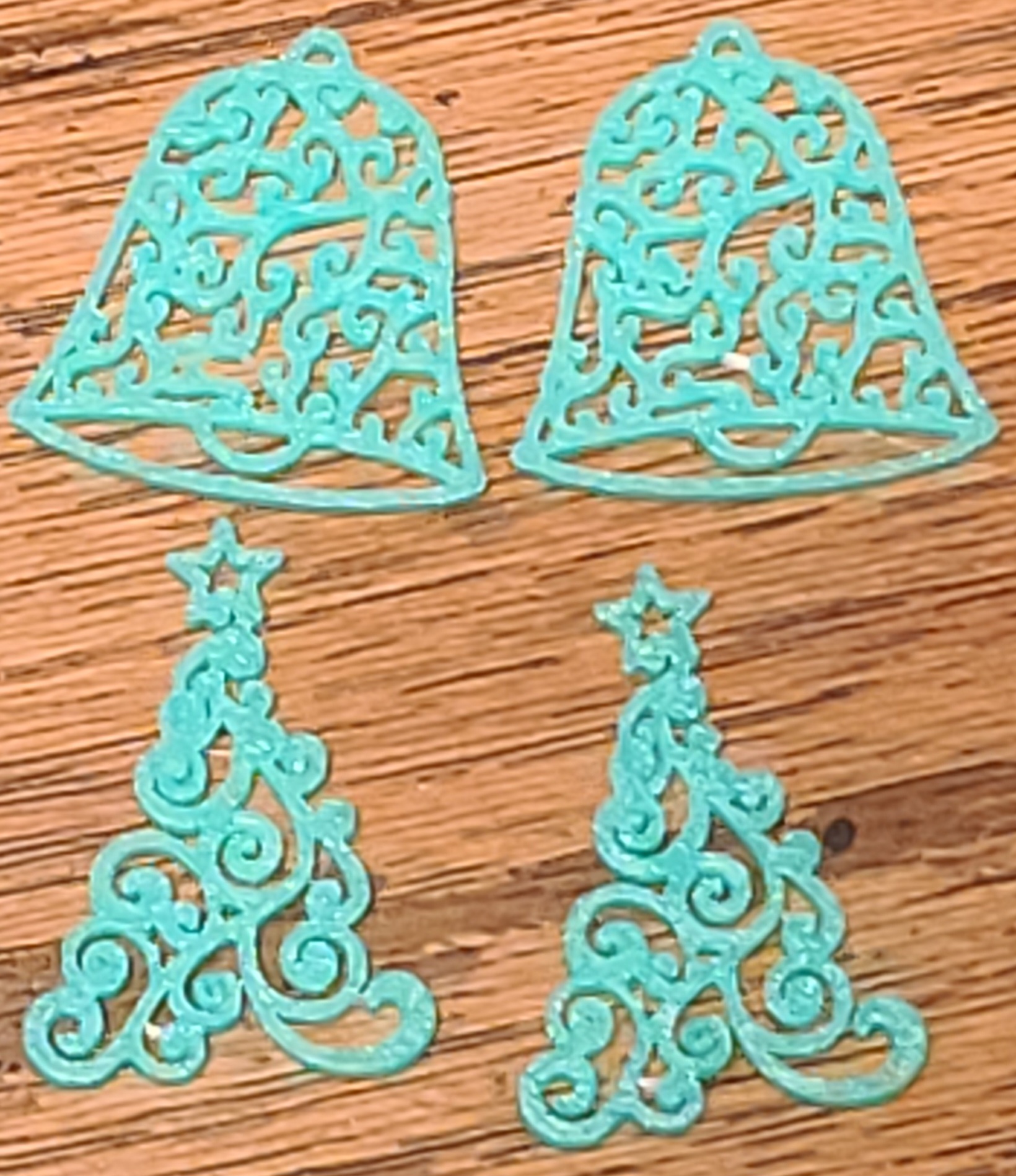 chique natal sino árvore brincos by dohara1985 moda modelos brinco orelha anel argolas chaveiro enfeite natal enfeites enfeite chaveiros sino christmas2022 christmas2024 christmastreeearrings christmas2023 fantasiafancytree 3D print model - Mito3D