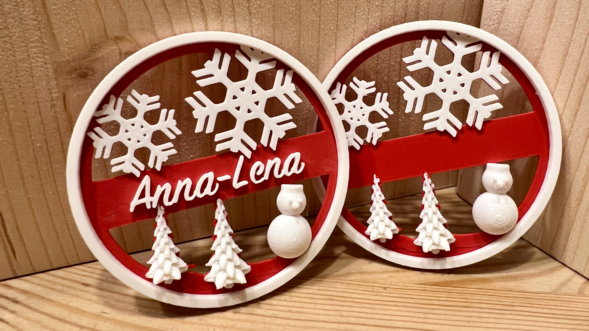 natale regalo etichetta personalizzato nomi by abituato domestico festività arredamento 2023 natale navidad weihnachten geschenk pacco popolare ornamento personalizzabile design concorso pupazzo neve fiocco schnee giro posto carta titolare supporto segnaposto 3D print model - Mito3D