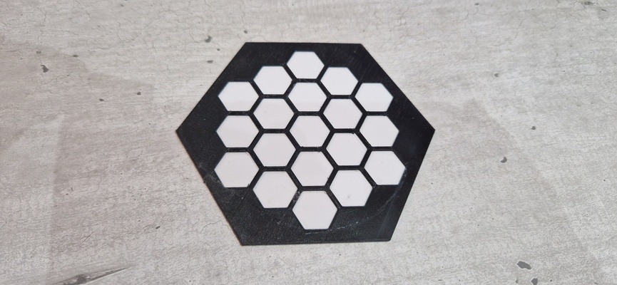hexagon untersetzer by peter 3dmonkeynl haushalt haus modelle achterbahn 3d print model - Mito3D