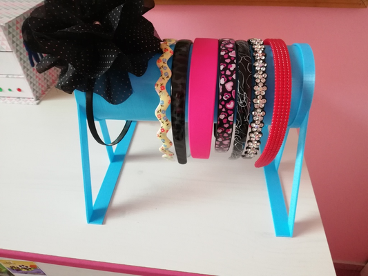 hairband holder by davevo fashion models 3d print model - Mito3D
