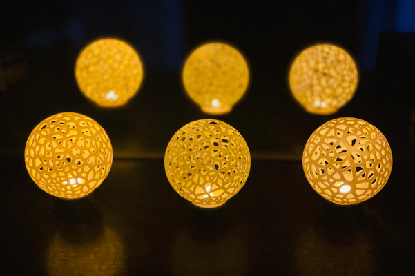 tee nacht licht voronoi by yasoos haushalt dekor kerzenlicht 3d print model - Mito3D