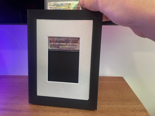 comercio tarjeta cargador superior cuadro by parque herramientas organizadores monitor pokemon marcos 3d print model - Mito3D