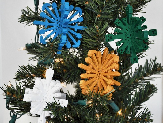 creeper tools weapons minecraft snowflake ornaments by penolopybulnick household decor christmas christmasdecoration christmasornament decoration minecraftcreeper ornament tinkercad silhouette 3d print model - Mito3D