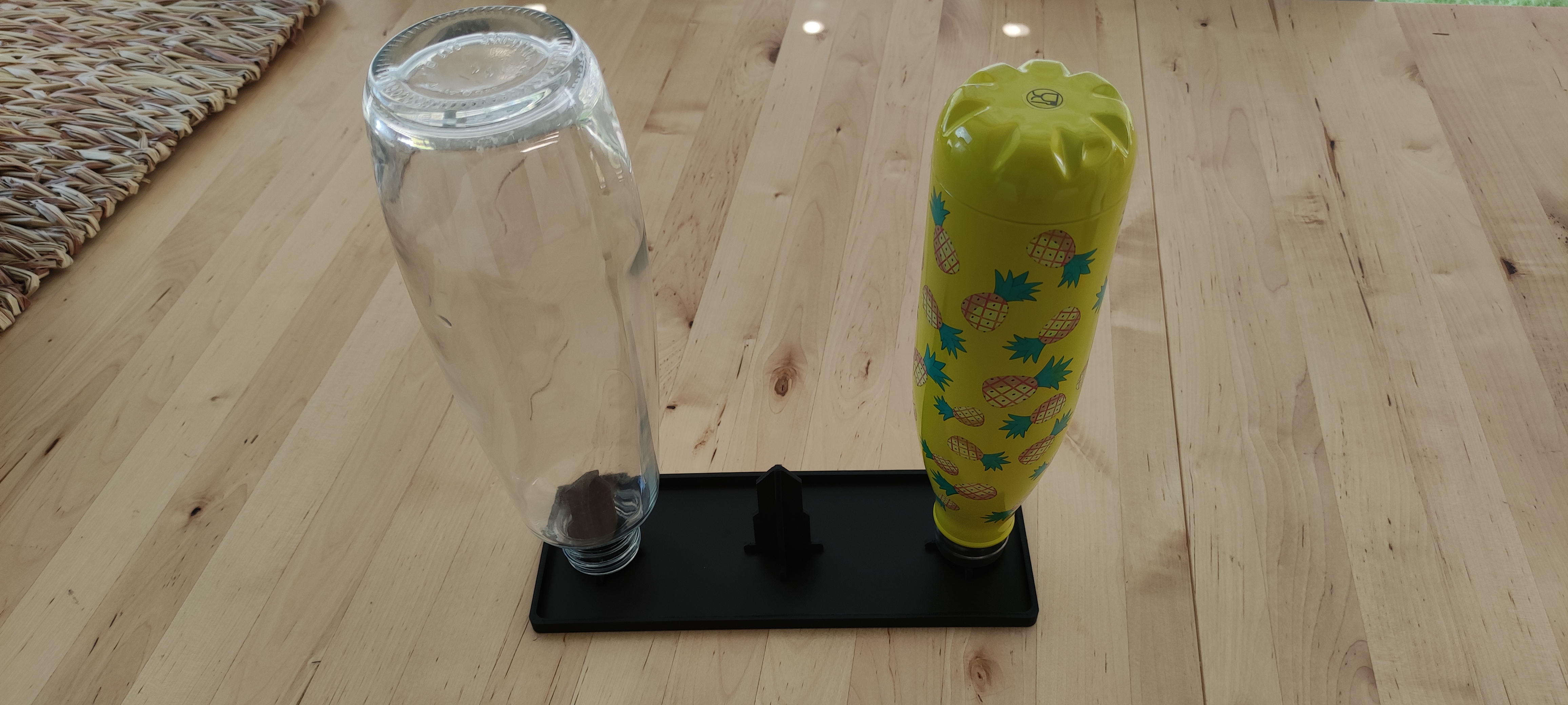 sodastream şişeler ayakta durmak destek by julien bulliard ev halkı modeller şişe kurutma makinesi damlama 3D print model - Mito3D