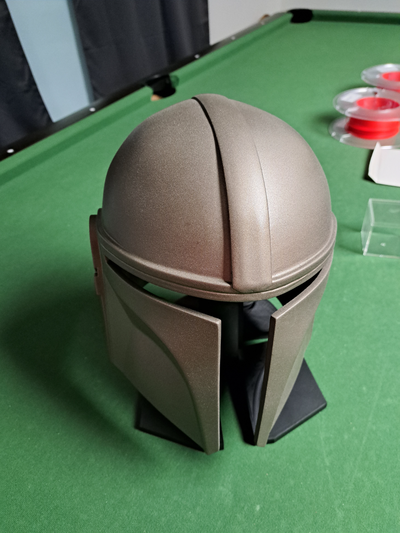 mandaloriano casco estante soporte by andreas3d presión 3d impresora prueba modelos guerra galaxias mando 3d print model - Mito3D