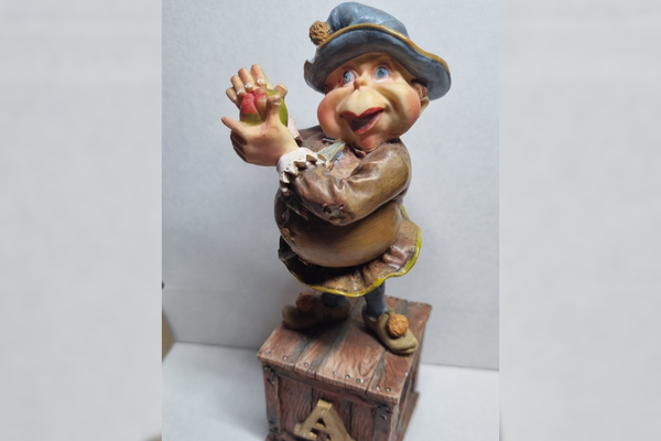 efteling laaf a by mrjay toys & games characters figure seal dwarf 3dscan scanned themepark laven seallite 3d print model - Mito3D