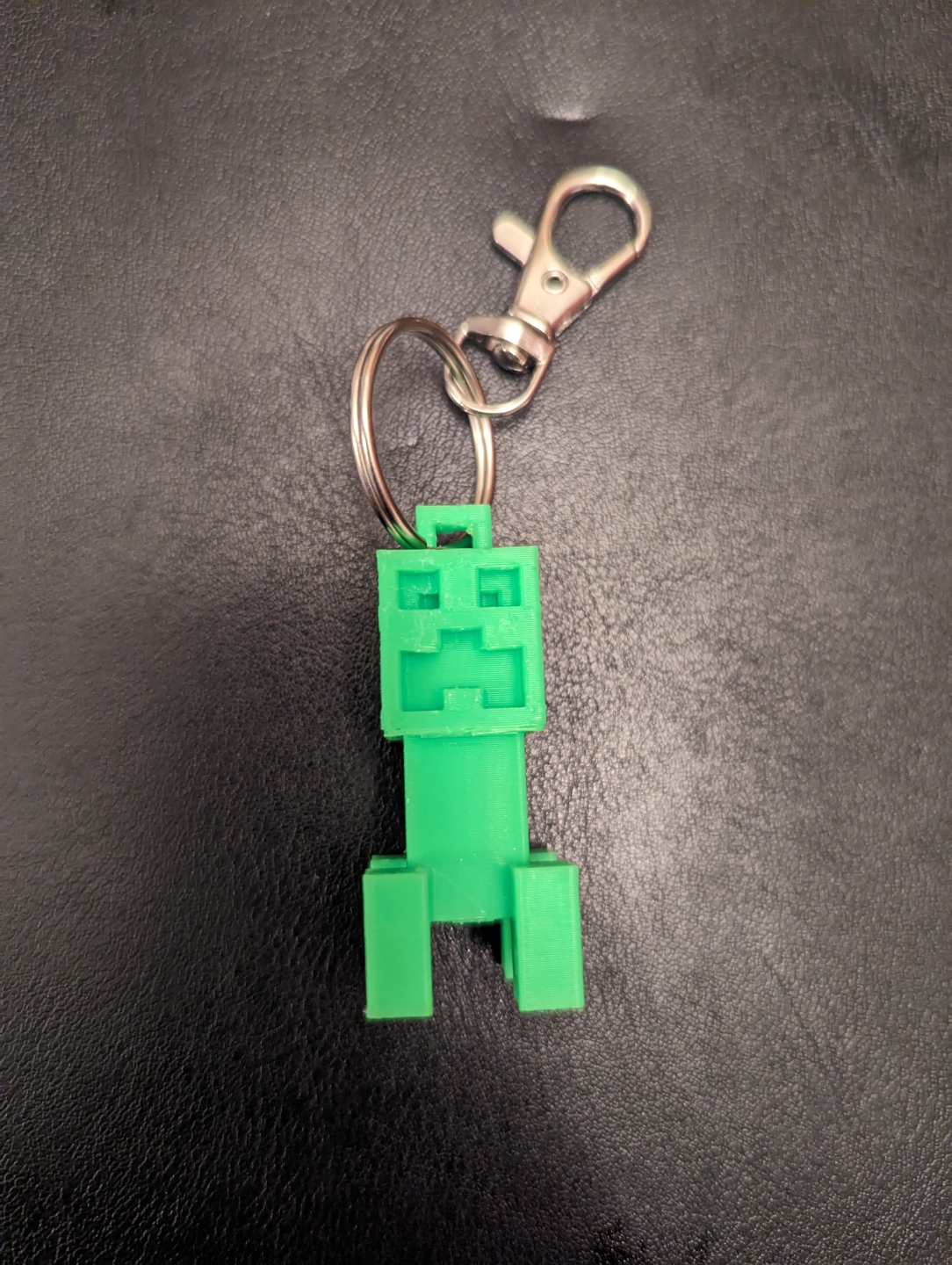 27 min creeper key chain - fun by m of wi tools hand accessory keychain accessories craft minecraft characters item storymode toy fast print 3D print model - Mito3D