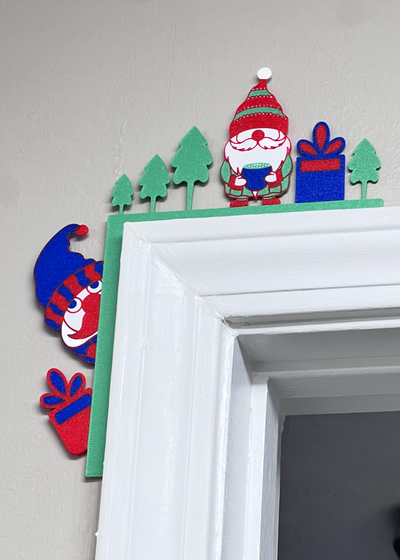 gnomo puerta esquina by lindjoe casa decoración navidad 2023 decoraciones navidad navideña 3d print model - Mito3D