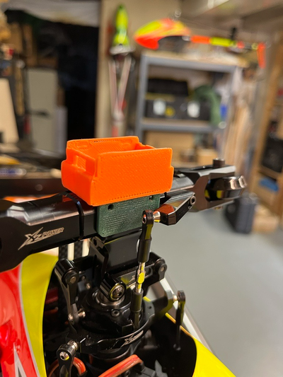 helikopter bıçak ağzı ışık kontrolör kutu by jeff demirci hobi kendin yap rc rotor rotorlar 3d print model - Mito3D