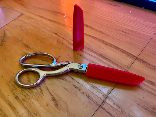 gingher 8 fabric shears sheath by jordyjordy tools hand scissors cutter scissor cover scissorsholder marital strife 3d print model - Mito3D
