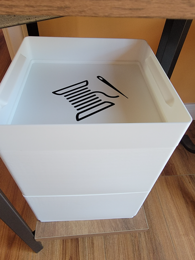 istiflenebilir dikiş kutuları iğne konu desen kapak by isaac crofts araçlar organizatörler konteyner kutu 3d print model - Mito3D