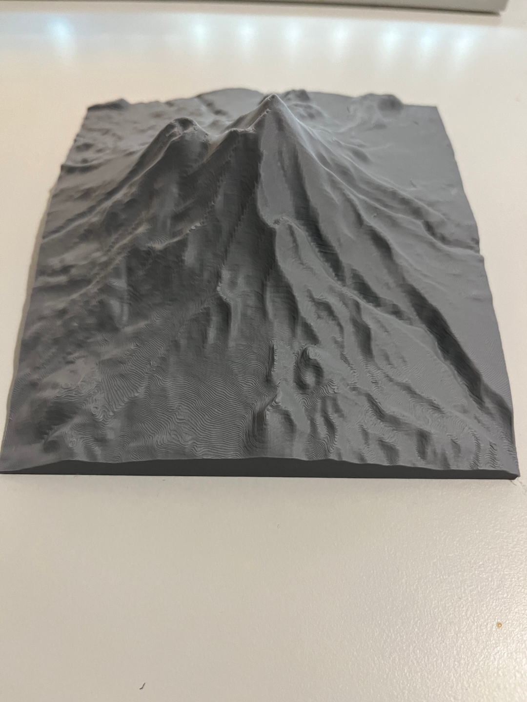 mt shasta by quasar728 formazione scolastica geografia montagna terreno california stampa in posto 3D print model - Mito3D