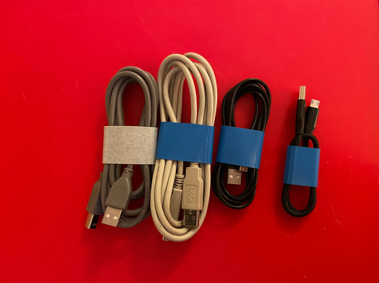 tenir câbles câble titulaire soutien by rafahd3d ménage bureau porte organisateur organisation accessoires 3d print model - Mito3D