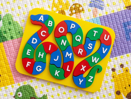 alfabeto serpiente by martín kozak juguetes juegos rompecabezas juguete niños aprender aprendizaje divertido gracioso color ams 3d print model - Mito3D