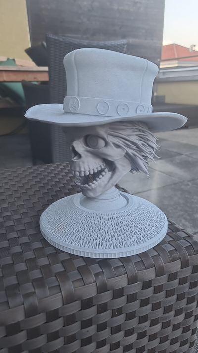 cranio cappello in piedi by der samu3l domestico arredamento decorazione grande arte 3d print model - Mito3D