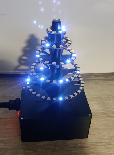 led weihnachten baum by pat vdleer haushalt dekor führt rgb wemos esp32 weihnachtsbaum ledring esphome wemosesp32 sk6812 3d print model - Mito3D