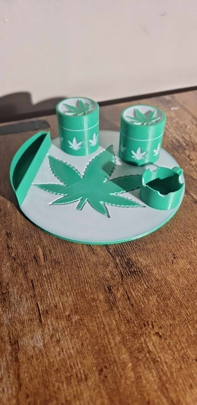 cannabis titulaire soutien assiette remixé by bruce wayne outils organisateurs organisateur fumée pot 3d print model - Mito3D