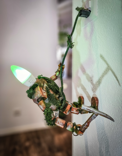 robo lamp by stefan nivel casa decoración ligero lámpara robot philips hue alpinismo 3d print model - Mito3D