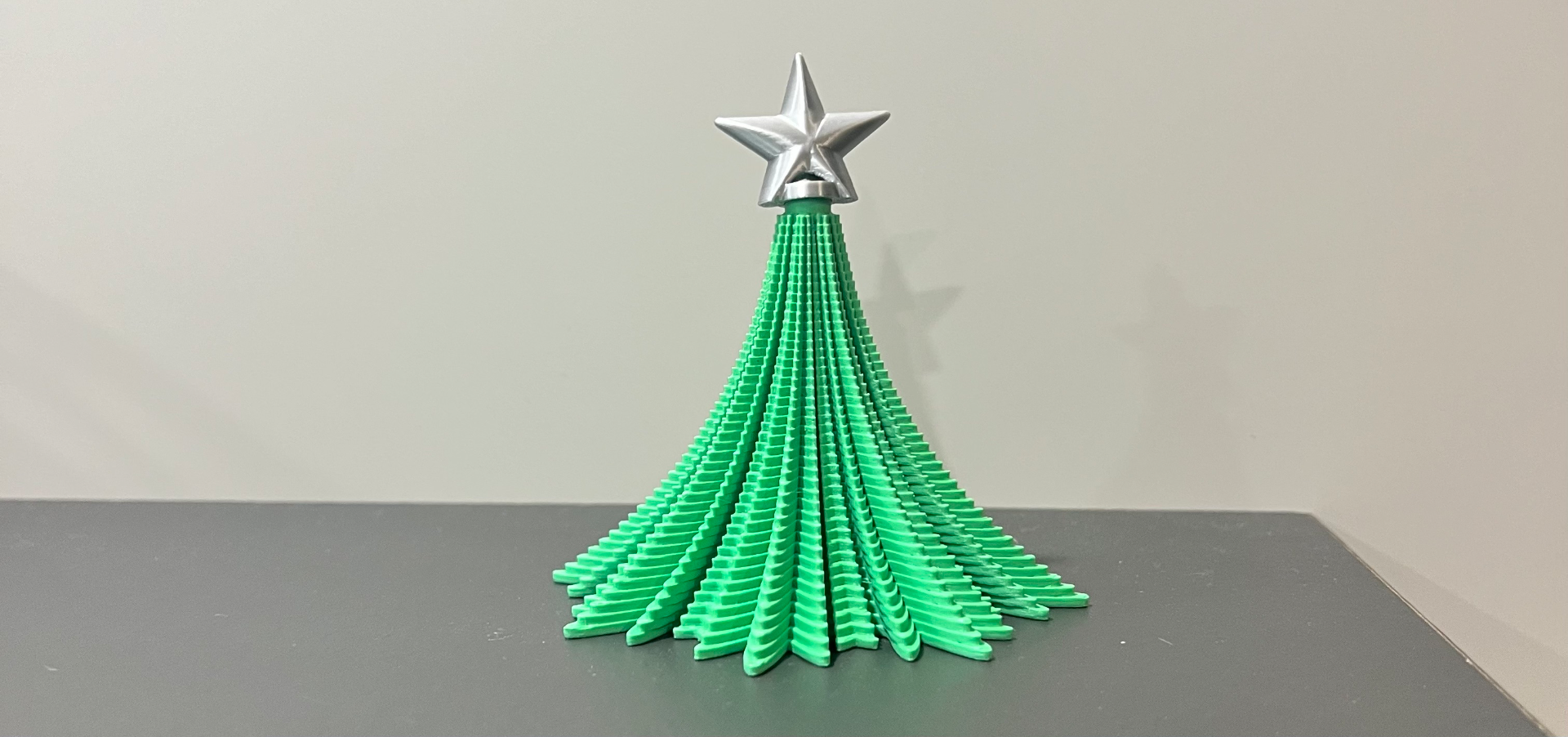 noël arbre by dcprint ménage décor pin étoile 3D print model - Mito3D