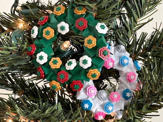 geometric christmas wreath ornament detachable flowers by penolopybulnick household festivities decoration instructables christmasornament christmasdecoration christmastree holiday tinkercad 3d print model - Mito3D