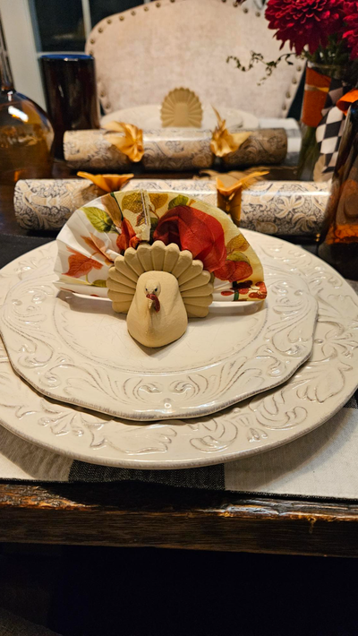 thanksgiving turkey napkin holder by maker dave household decor turkeyday decoration ring 3d print model - Mito3D